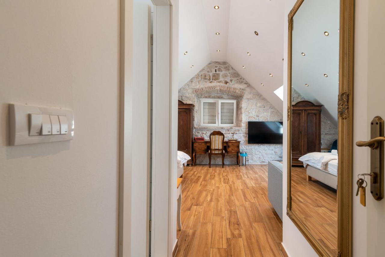 Residence Providenca Trogir Eksteriør billede